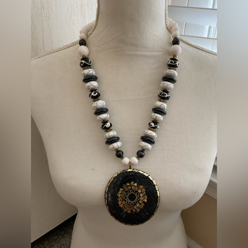 AMY Bold Statement Necklace for Women – Chunky Luxury Fashion Jewelry 5